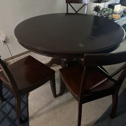 solid Wood Table And Chairs