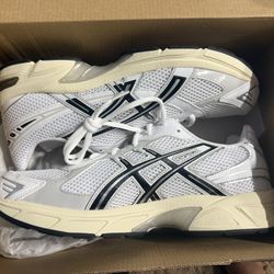 Asics 1130 SIZE 12