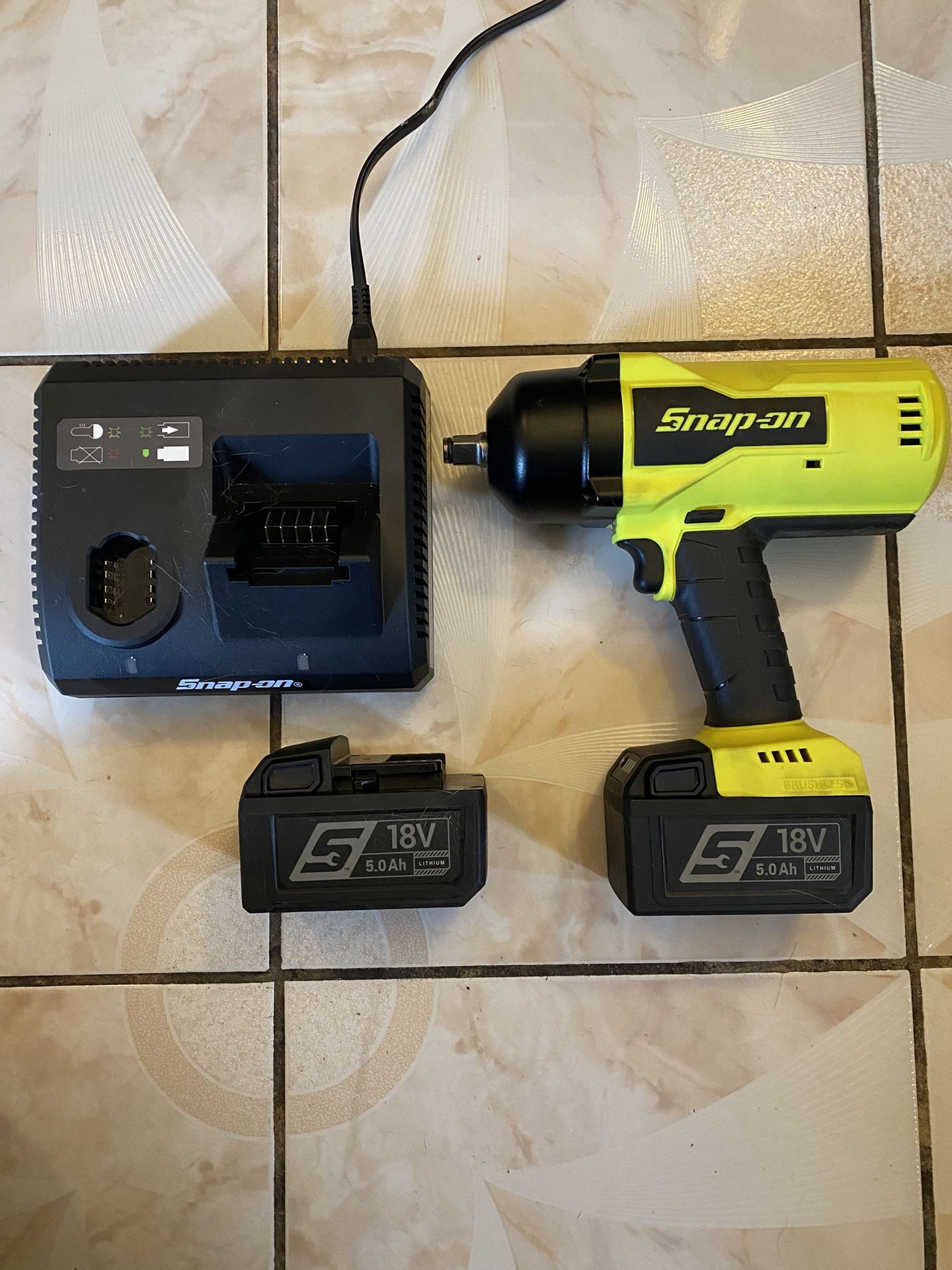 Snap On 18V 1/2 Impact Wrench