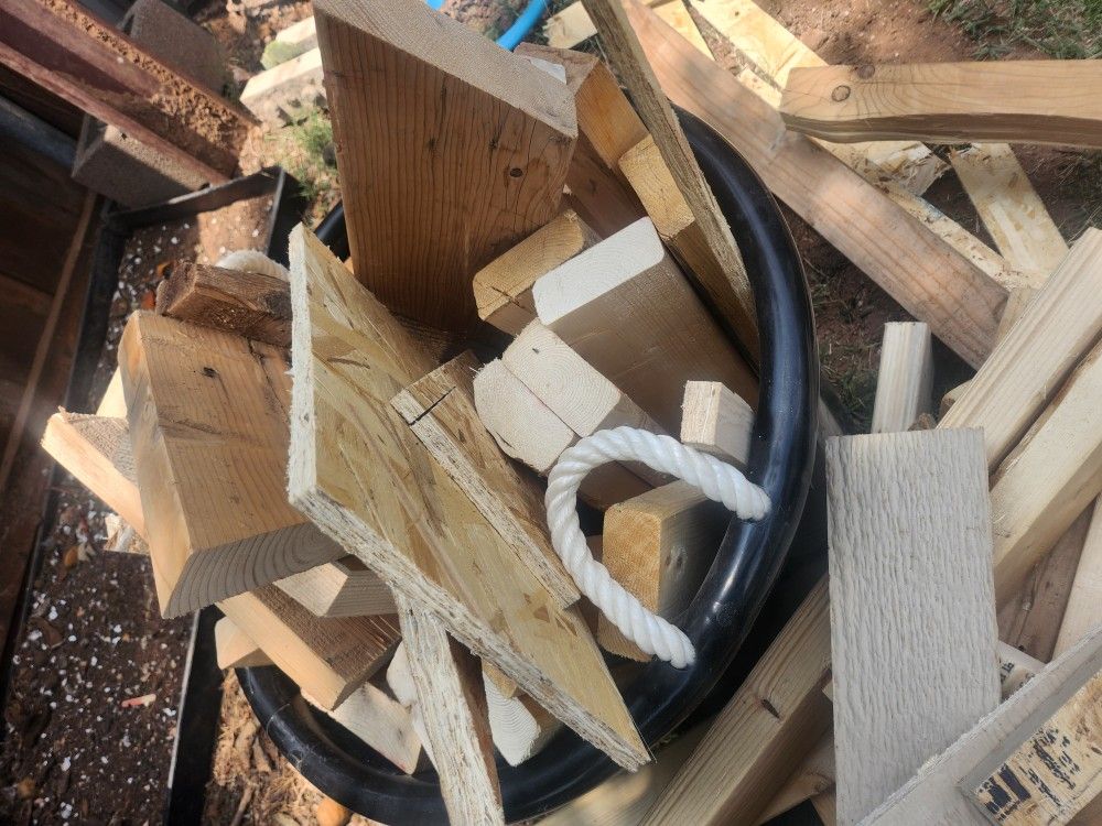 Free Wood Scraps