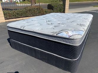 Queen Orthopedic Bamboo Pillow Top!!