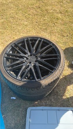 Niche 22 inch rims and tires