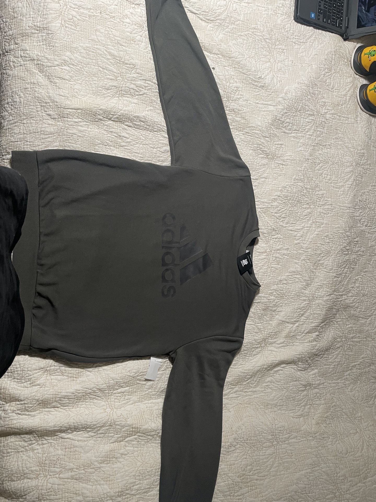 Adidas x Undefeated Olive Green Sweater Size M