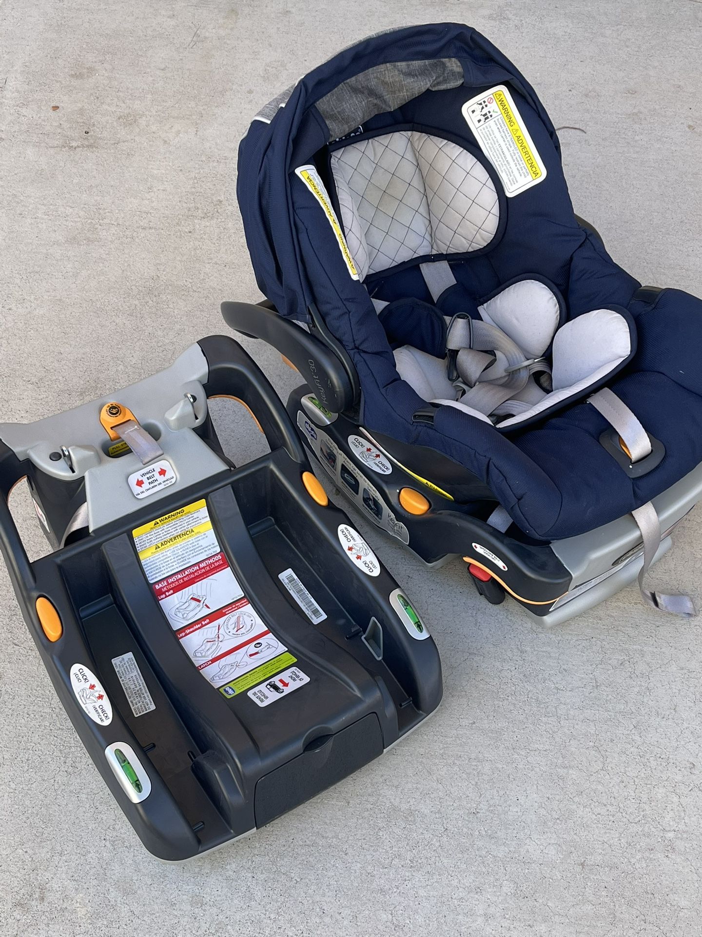 Chicco Infant Car Seat with Two Adapters – Gently Used, Excellent Condition!