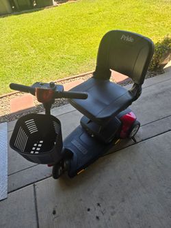 Electric scooter