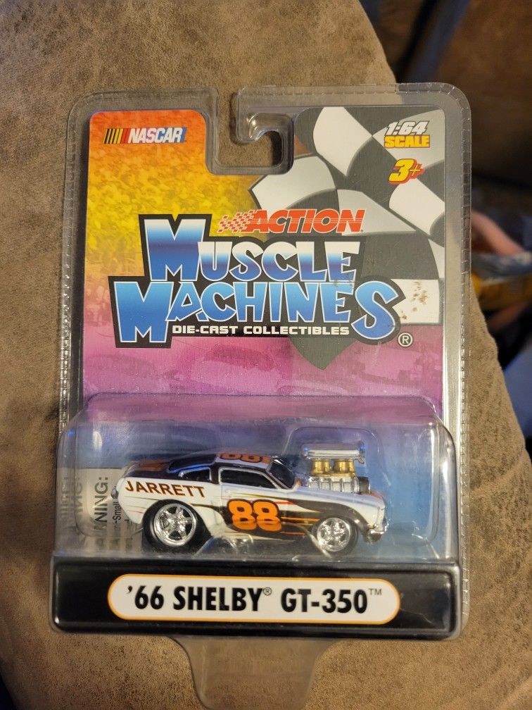 Dale Jarrett Die-cast 1:64 Scale Nascar."CHECK OUT MY PAGE FOR MORE DEALS "