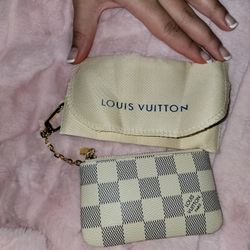 $60 Obo Designer Pouch No Trades