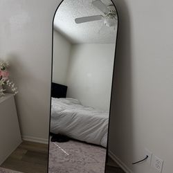 Large Full Body Arch Mirror – Black Frame – Modern