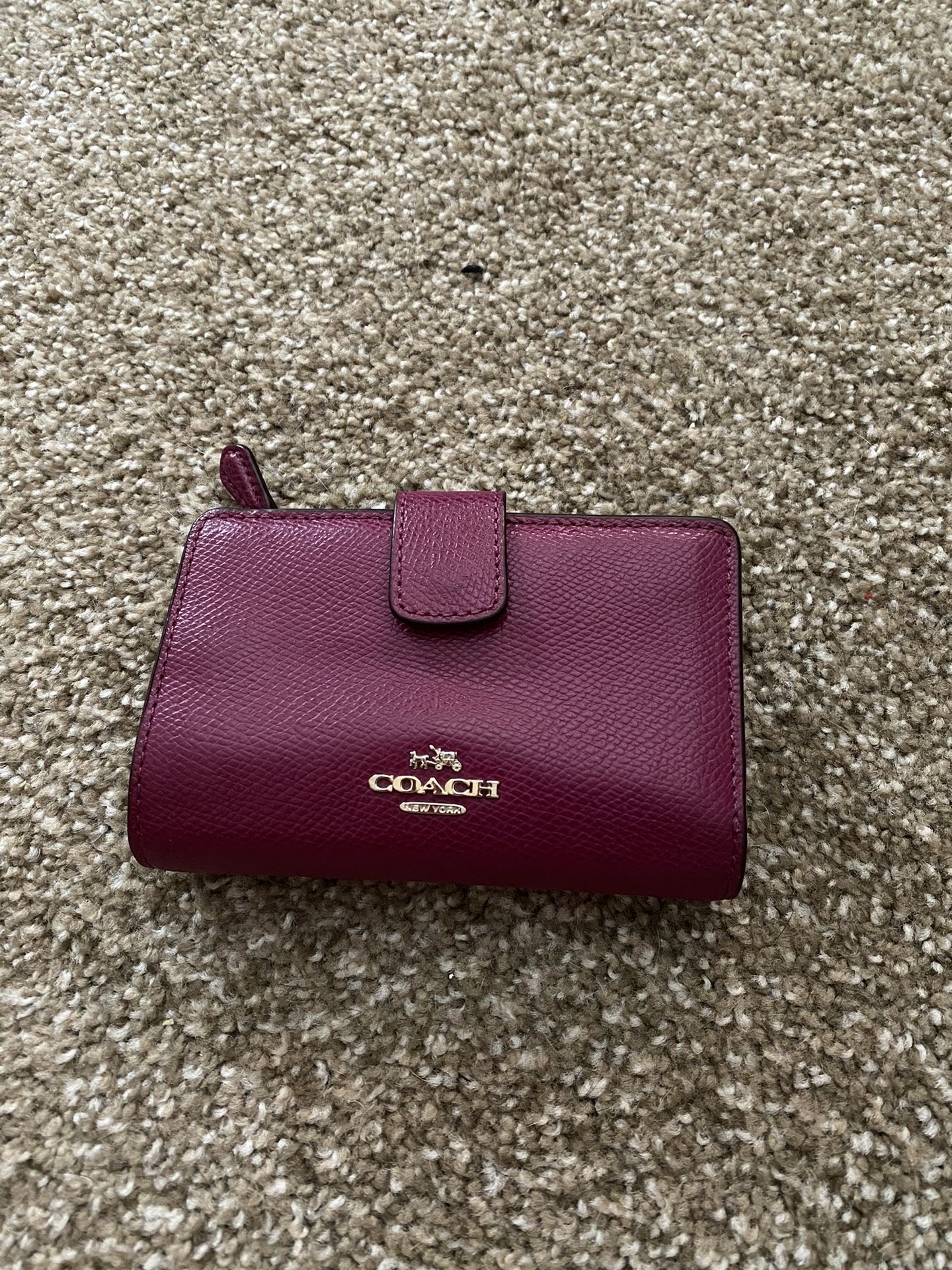 Brand New Coach Purse for Sale in New Hradec, ND - OfferUp