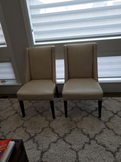Accent Chairs