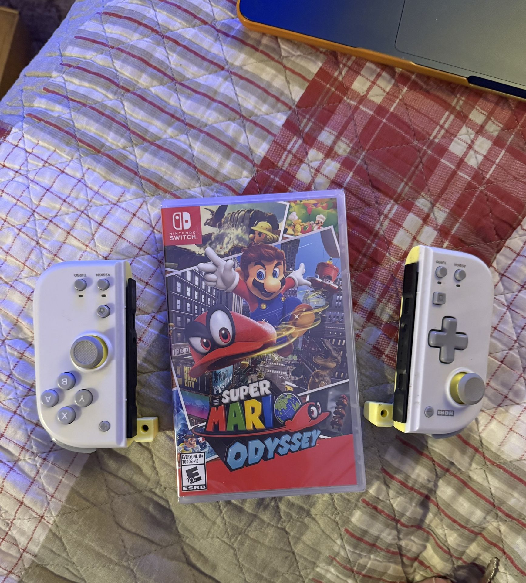 Brand new super Mario odyssey and 2 joycons