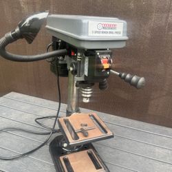 Central Machinery 8” with Work Light 5-Speed  Bench Drill Press