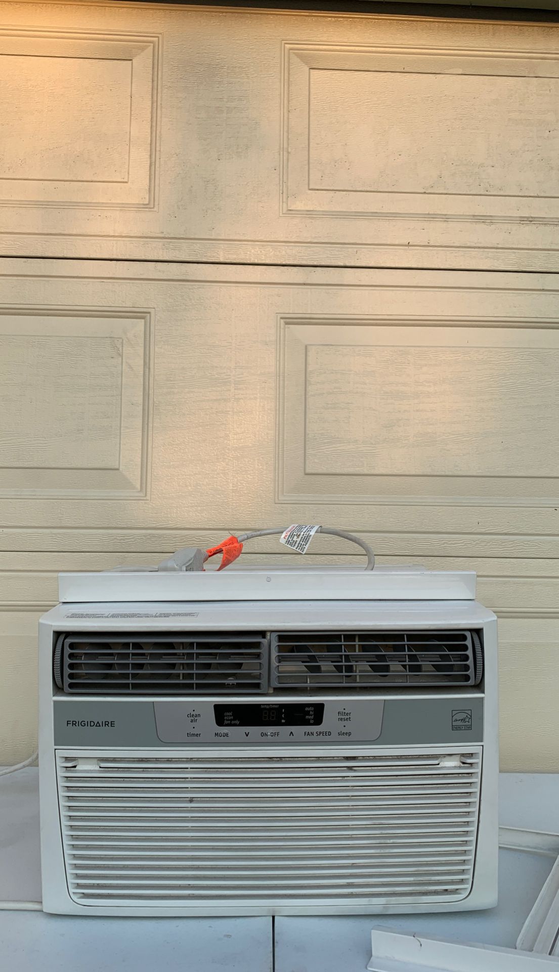 Frigidaire air conditioner 7 months old 18 in x 15 6000 BTUS