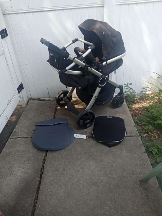 Chicco Urban Stroller Adjustable Folding