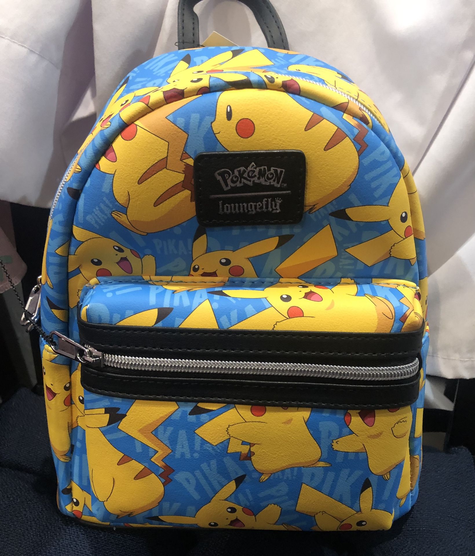 Pokémon Pikachu Loungelfy Bag