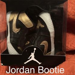 Brand New Jordan Crib Bootie 3C