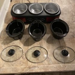 BELLA Triple Slow Cooker and Buffet Server, 3 x 1.5 QT (Red)