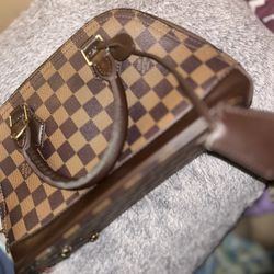 Louis Vuitton Monogram Bag 