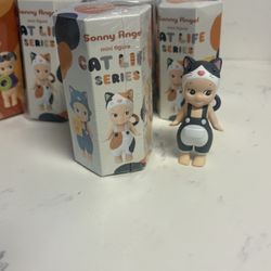 100% Authentic Sonny Angel Cat Life- Tuxedo UFS/UFT