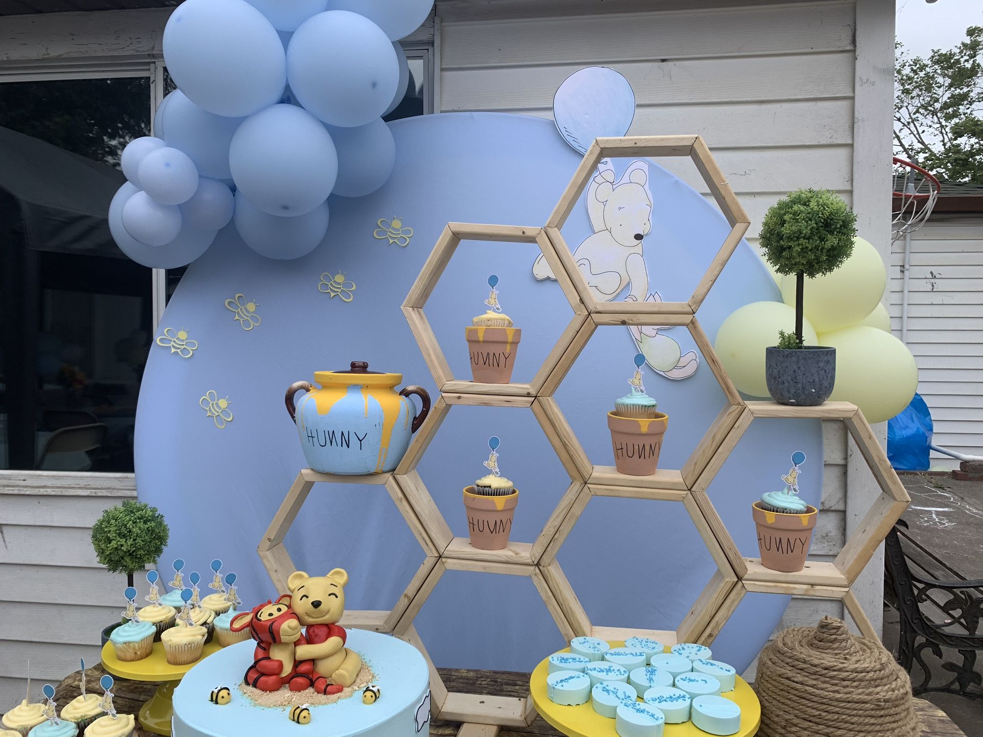 Winnie Pooh Decorating Set