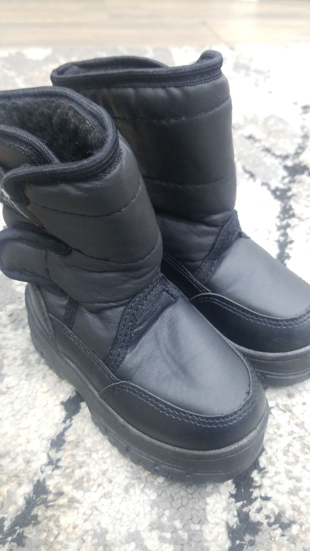 Baby Snow boots Size 5 Toddler