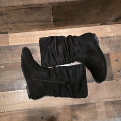 DREAM PAIRS Women’s Boots Sz 5 Mid Calf Black Suede *LGTLY PRE-LOVED*