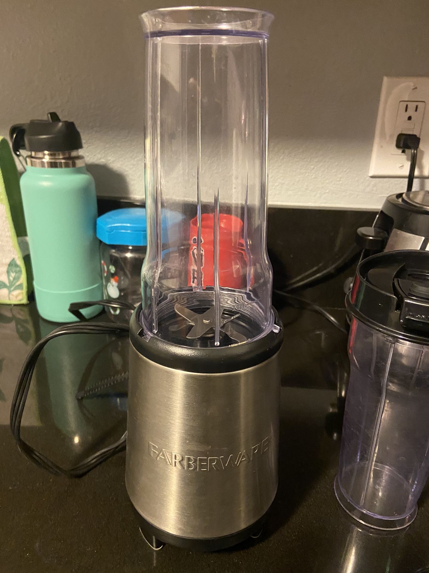 Magic Bullet Personal Blender Mixer Machine for Sale in Bakersfield, CA -  OfferUp