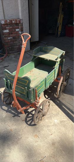 Old John Deere child wagon