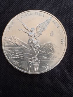 2005 Mexican Libertad 1 oz Silver Coin
