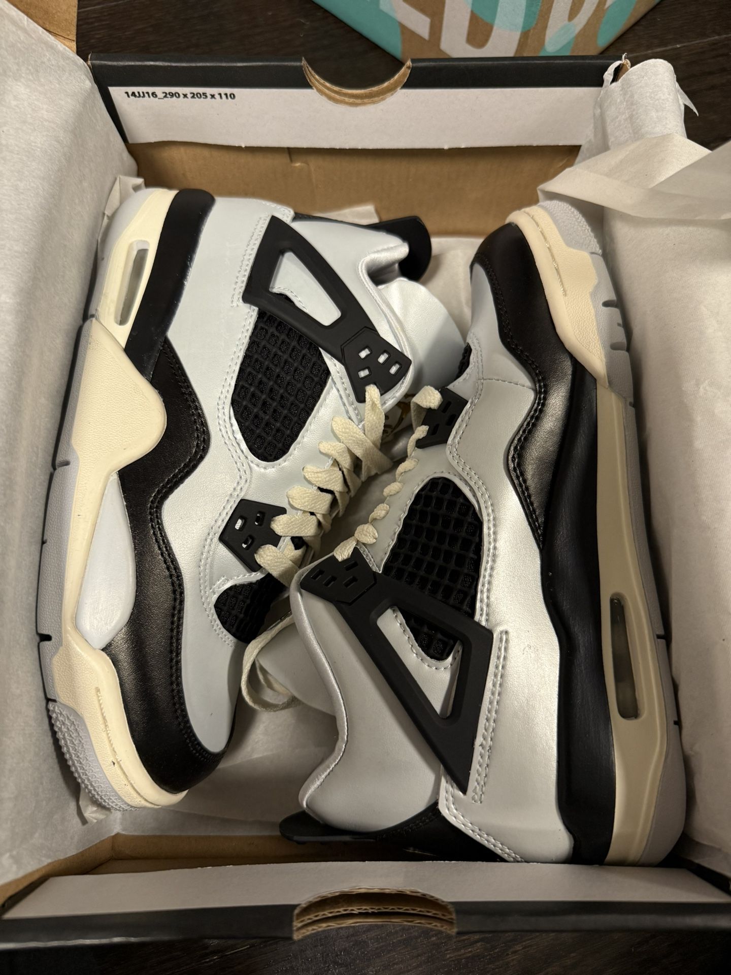 Jordan 4 Platinum Gold