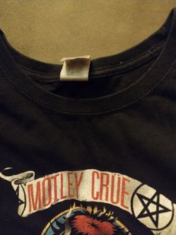 Mötley Crüe Band Graphic T-Shirt
