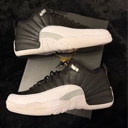 Jordan retro 12 low playoff