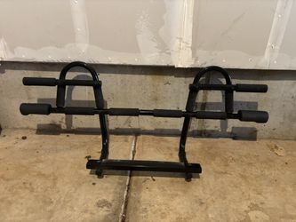 Pull Up Bar