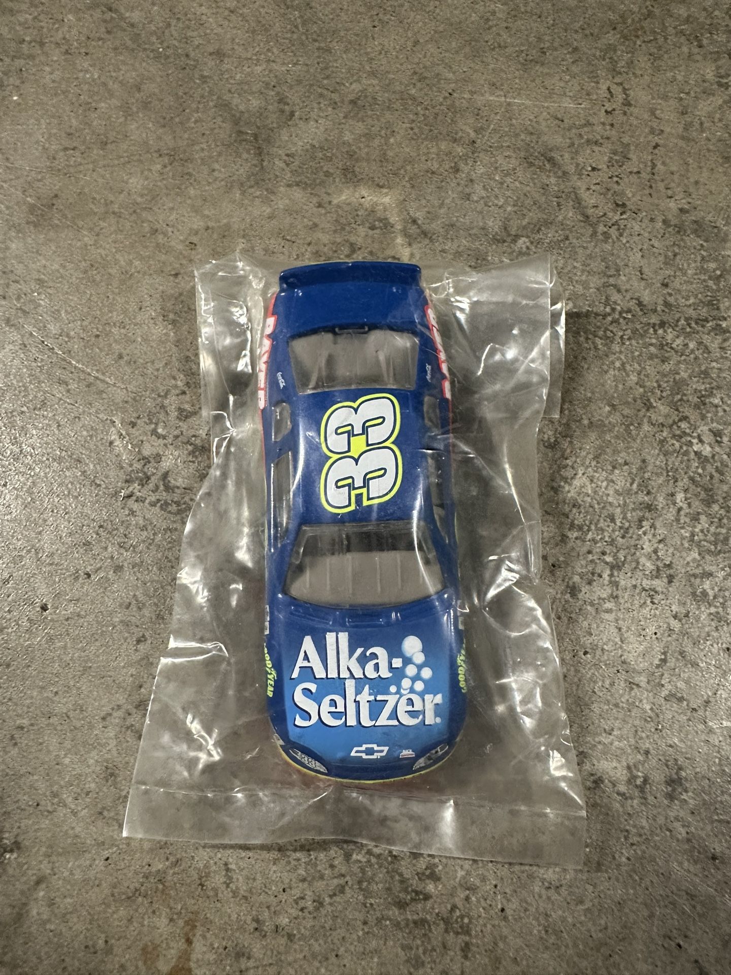 1999 NASCAR #33 Alka-Seltzer Bayer Chevy Monte Carlo Collectible Toy Car
