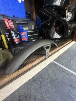 2018 M8 Harley Street Bob Front Fender