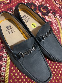 PhatFarm Men’s Moccasins – Size 9 – Lightly Worn