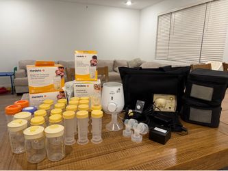 Medela breast pump / breastfeeding accessories