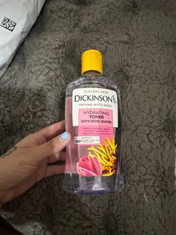 Dickinson Hydrating Toner with Rose Water - Pink