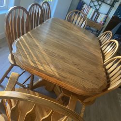 Solid Oak Dinner Table/China Cabinet 