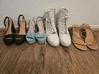 Size 10 Heels w/ Purse