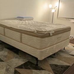 Saatva Queen Mattress