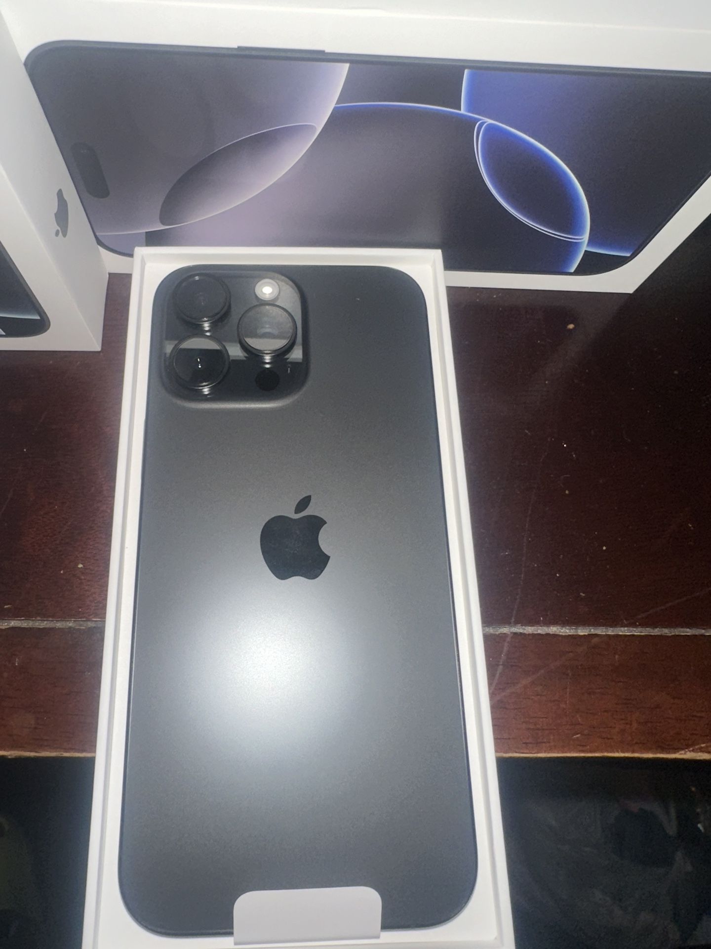 iPhone 16 Pro Max 1Tb