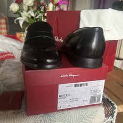 Salvatore Ferragamo Men’s Loafers 11