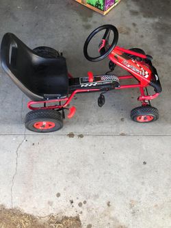 Kid's pedal gocart
