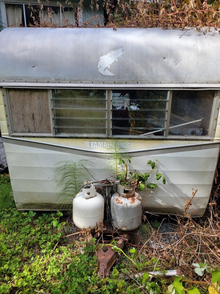 60's Vintage Shasta  Camper!