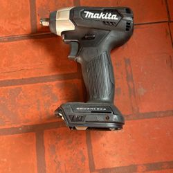 Makita XWT12