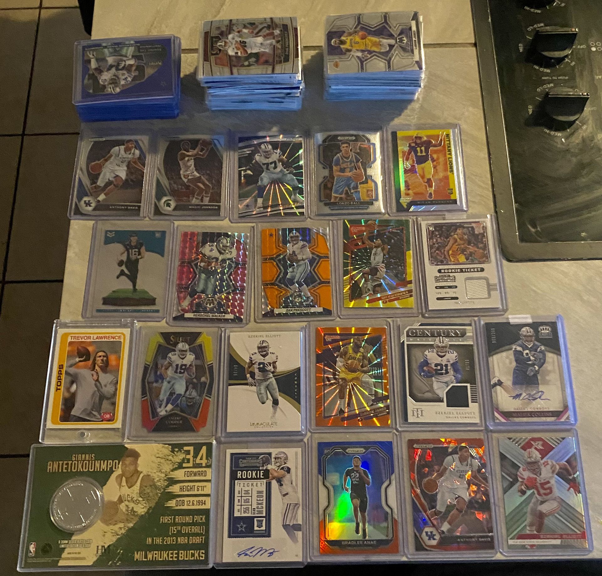 Sports Cards Lot