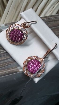 .925 sterling. Silver.