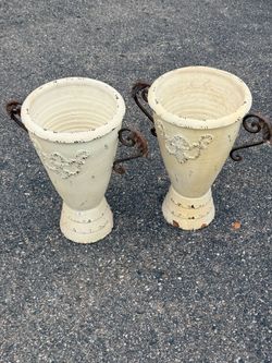 2 large cream colored pots