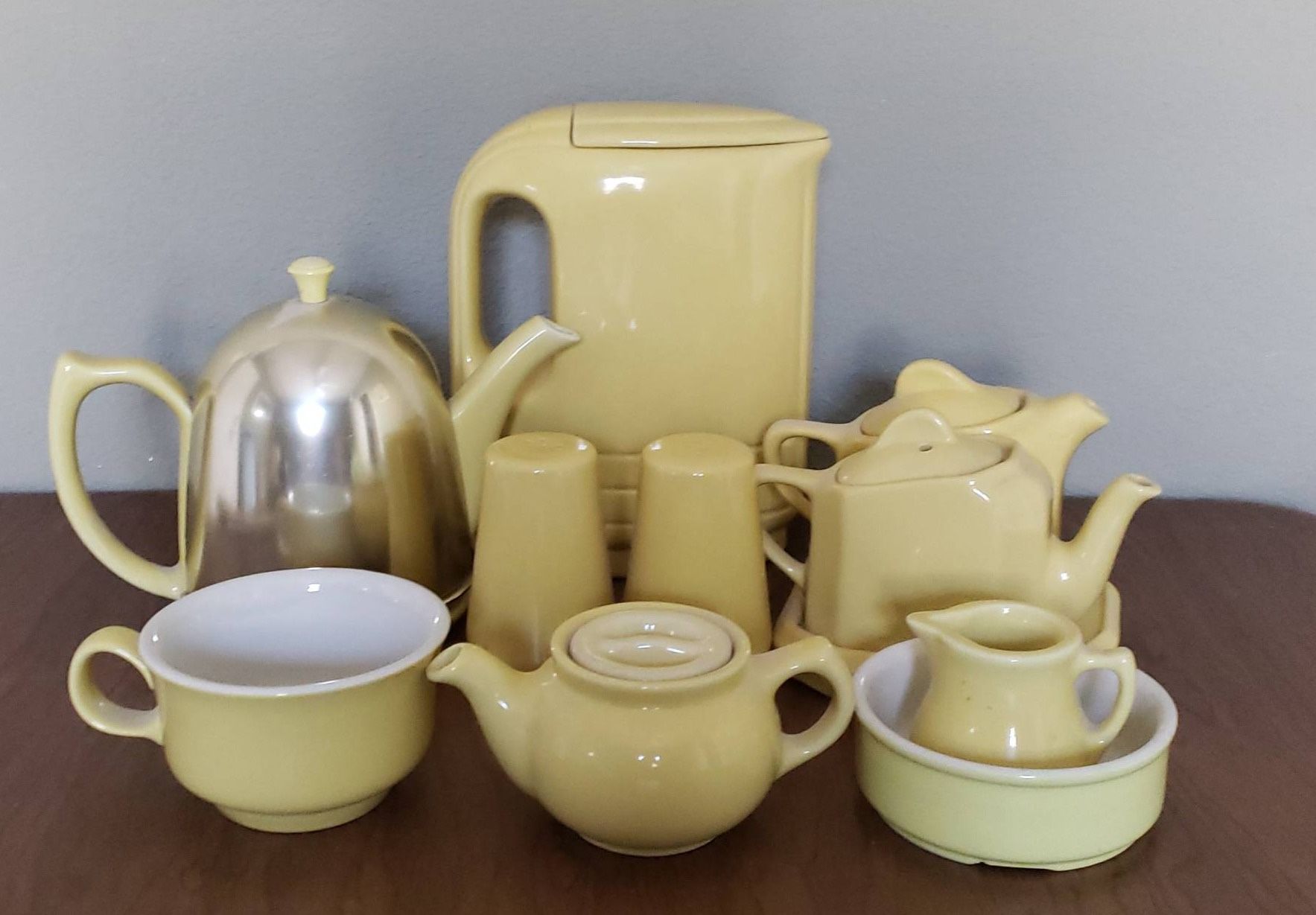 Hostess Set By Hall MCM Collection This retro style MCM hostess set in citron yellow is made by Hall. It has a variety of serving pieces including the
